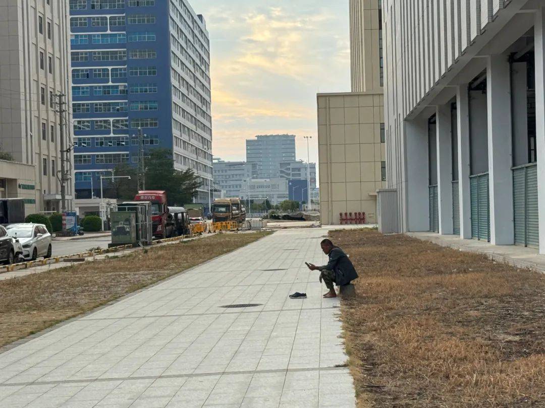 惠州不少工会驿站设在银行，有市民称进去休息不自在！专家建议这样升级